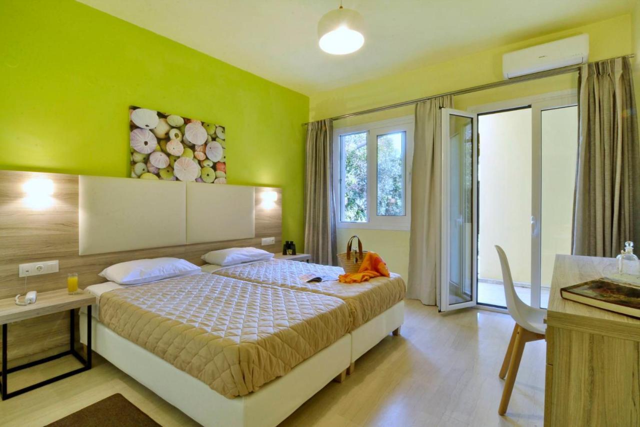 Hotel Orpheus กูเวีย ภายนอก รูปภาพ